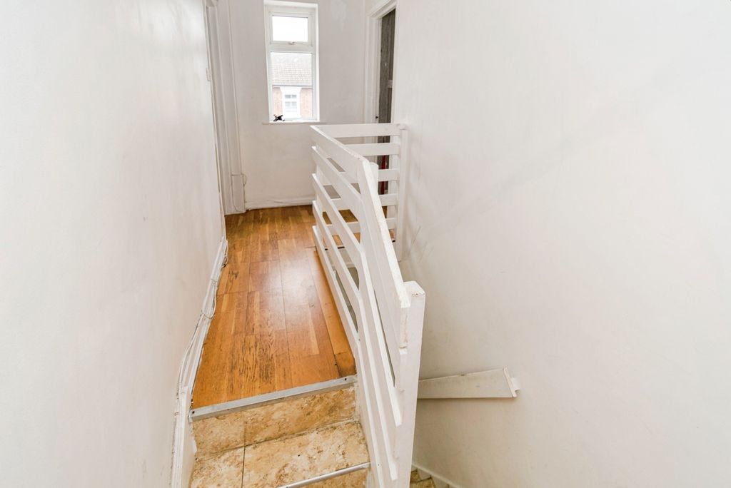 Additional image 13 of 3 bed maisonette for saleWaverley Road, Southampton, Hampshire SO15