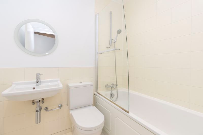Additional image 10 of 2 bed flat for saleThe Hamtons, Green Lane, Worcester Park KT4