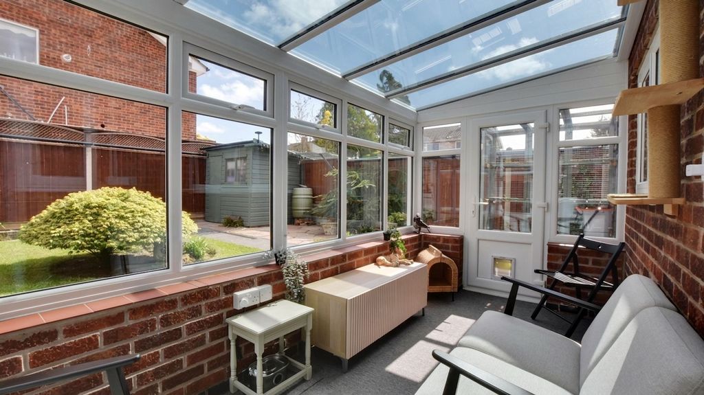 Additional image 13 of 3 bed semi-detached house for saleCoombe Rise, Oadby, Leicester LE2