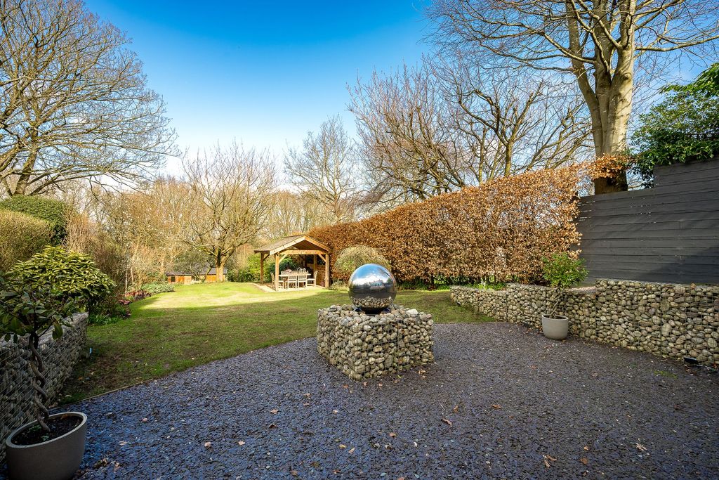 Additional image 24 of 4 bed semi-detached house for saleHawthorn Lane, Wilmslow SK9