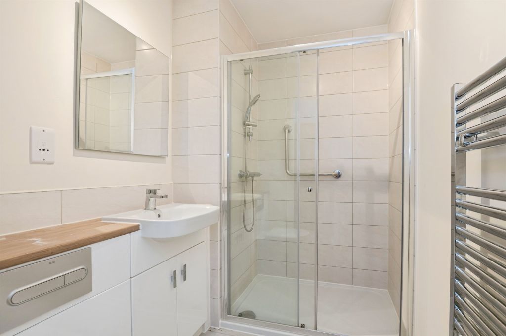 Additional image 10 of 2 bed flat for saleHampton Close, Southampton SO15