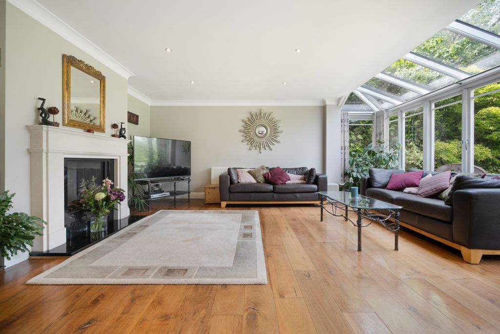 Additional image 16 of 4 bed detached house for saleNew Road, Windlesham GU20