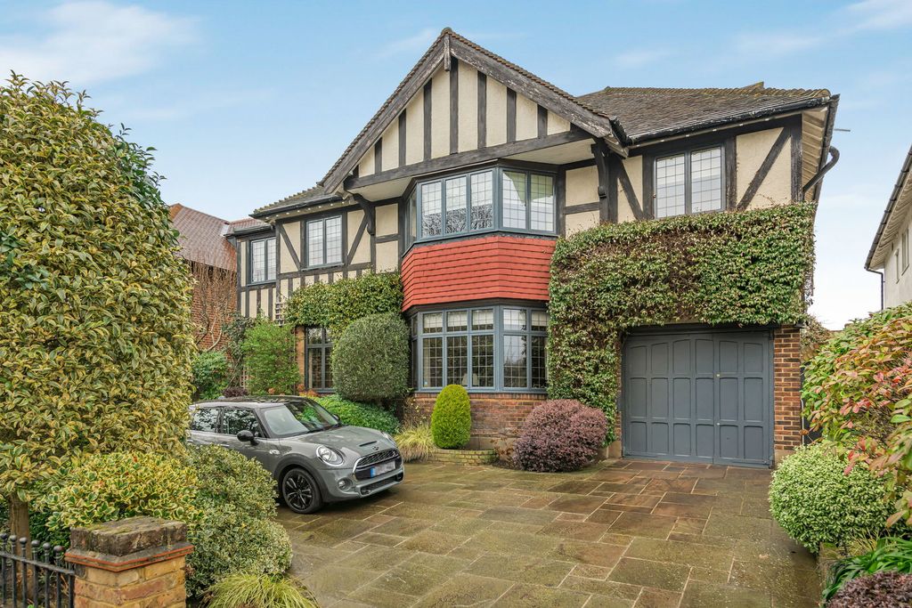 Additional image 2 of 6 bed detached house for saleSheen Common Drive, Richmond TW10