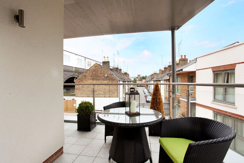 Additional image 7 of 2 bed flat for saleBridgewater Terrace, Windsor SL4
