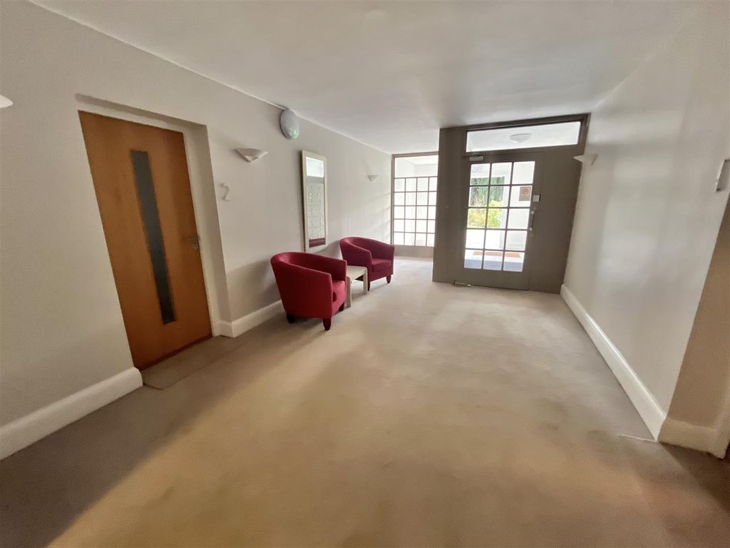 Additional image 22 of 2 bed flat for saleMacclesfield Road, Wilmslow SK9