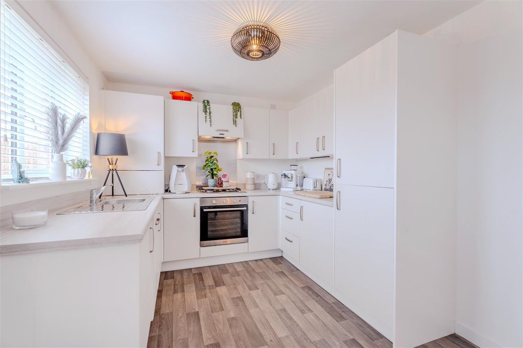Additional image 9 of 3 bed town house for saleMackay Place, Wishaw ML2