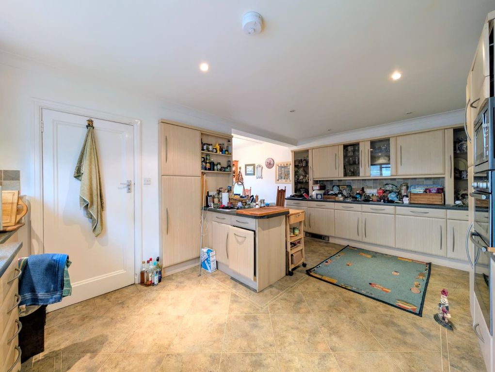 Additional image 9 of 5 bed detached house for saleArlington Avenue, Goring-By-Sea, Worthing BN12