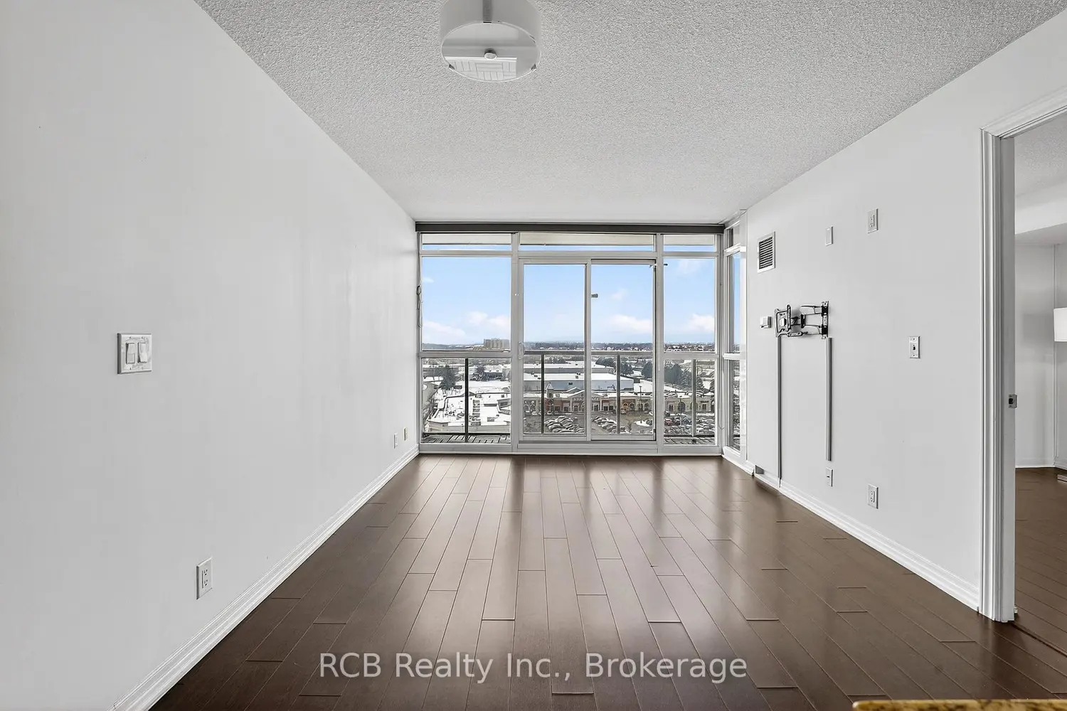 Additional image 7 of 1940 Ironstone Drive 1006