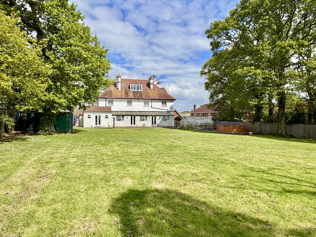 Additional image 22 of 7 bed detached house for salePostern Road, Newport PO30