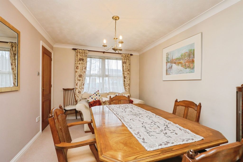 Additional image 6 of 4 bed detached house for saleBarnham Broom Road, Wymondham NR18