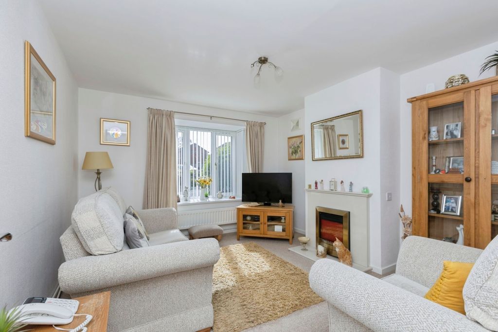 Additional image 2 of 2 bed flat for saleVale End, Leicester LE7