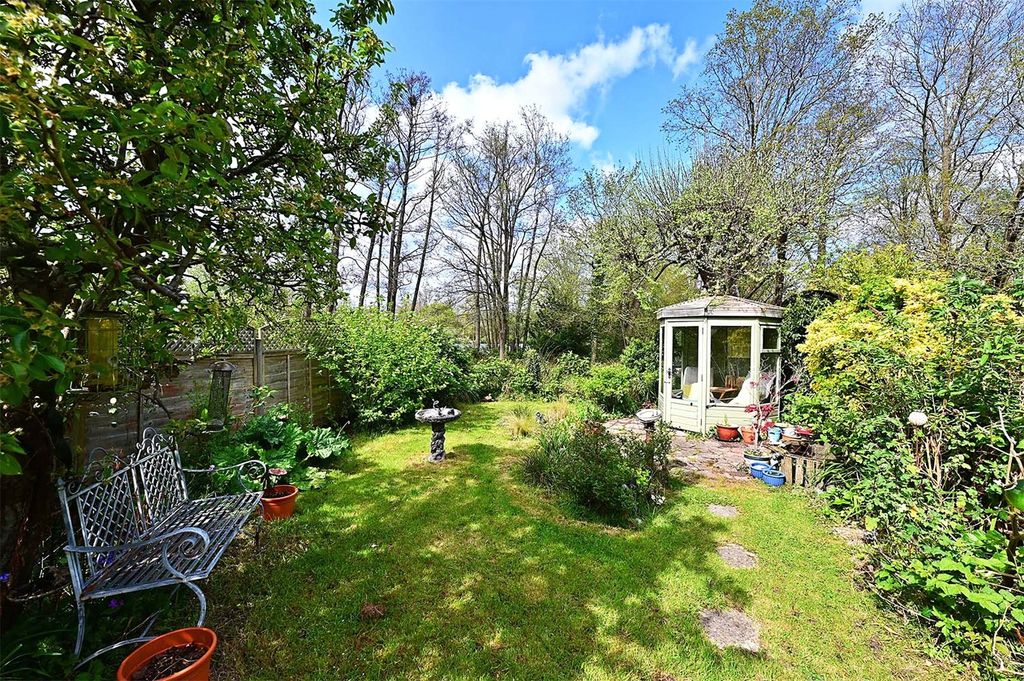Additional image 14 of 4 bed semi-detached house for saleWeybridge Mead, Yateley, Hampshire GU46