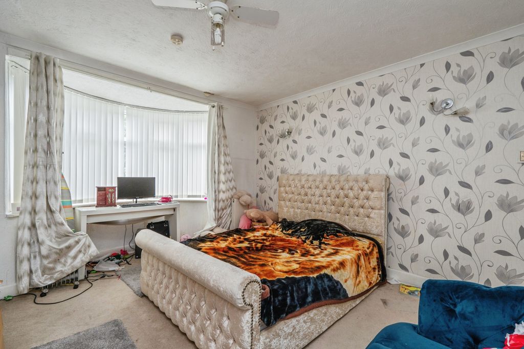 Additional image 11 of 2 bed detached bungalow for saleBridges Avenue, Portsmouth PO6