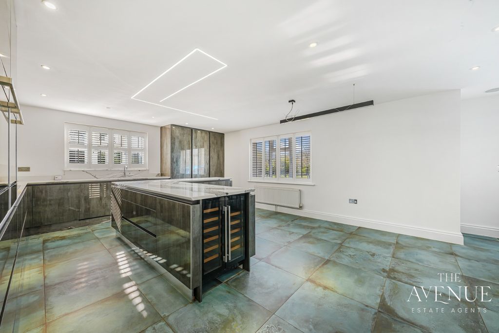 Additional image 8 of 5 bed detached house for saleMaldon Road, Witham, Essex CM8