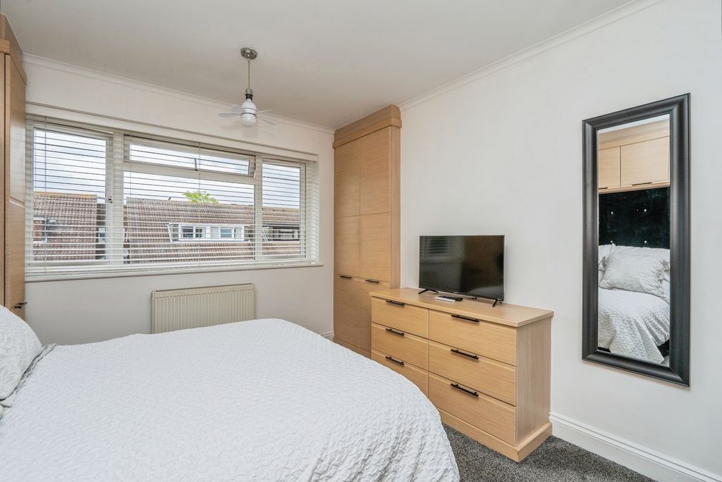Additional image 12 of 3 bed semi-detached house for saleGodwit Road, Southsea, Hampshire PO4