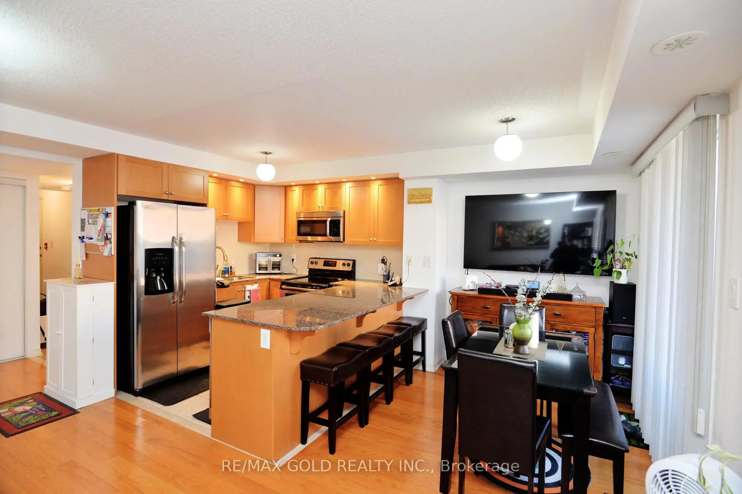 Additional image 11 of 671 Warden Avenue 26