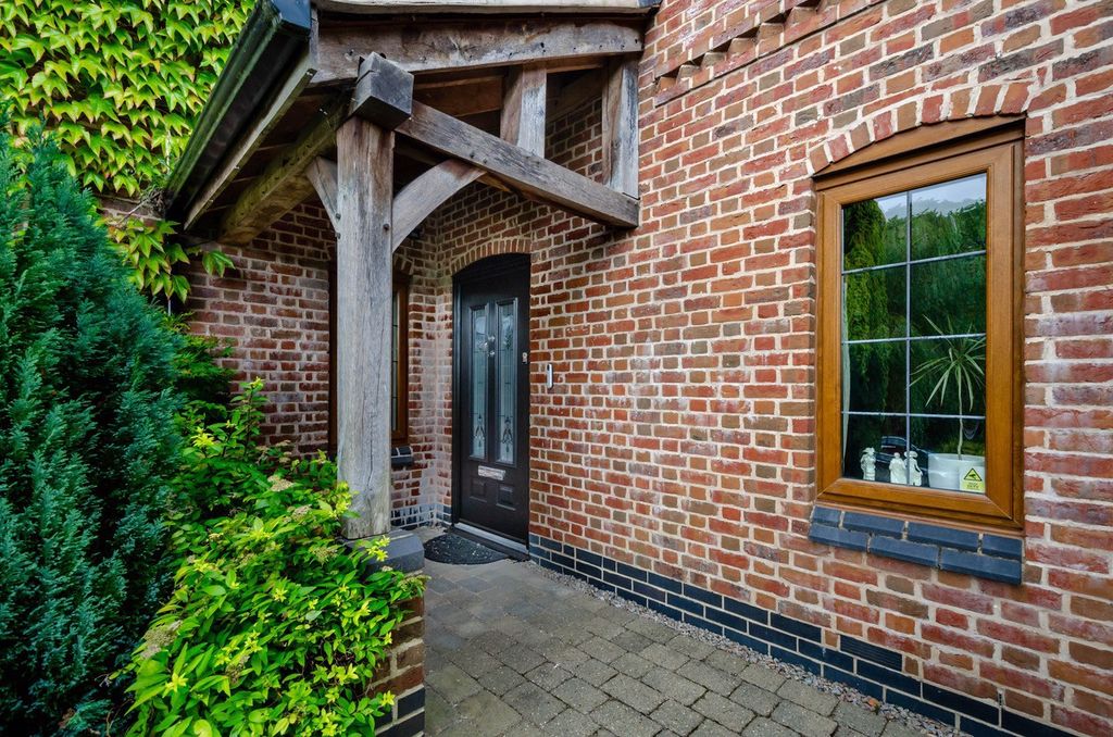 Additional image 28 of 6 bed detached house for saleWayside, Dawsons Lane, Barwell, Leicester LE9