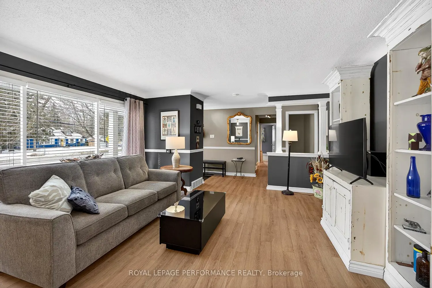 3864 Carp Road photo 3