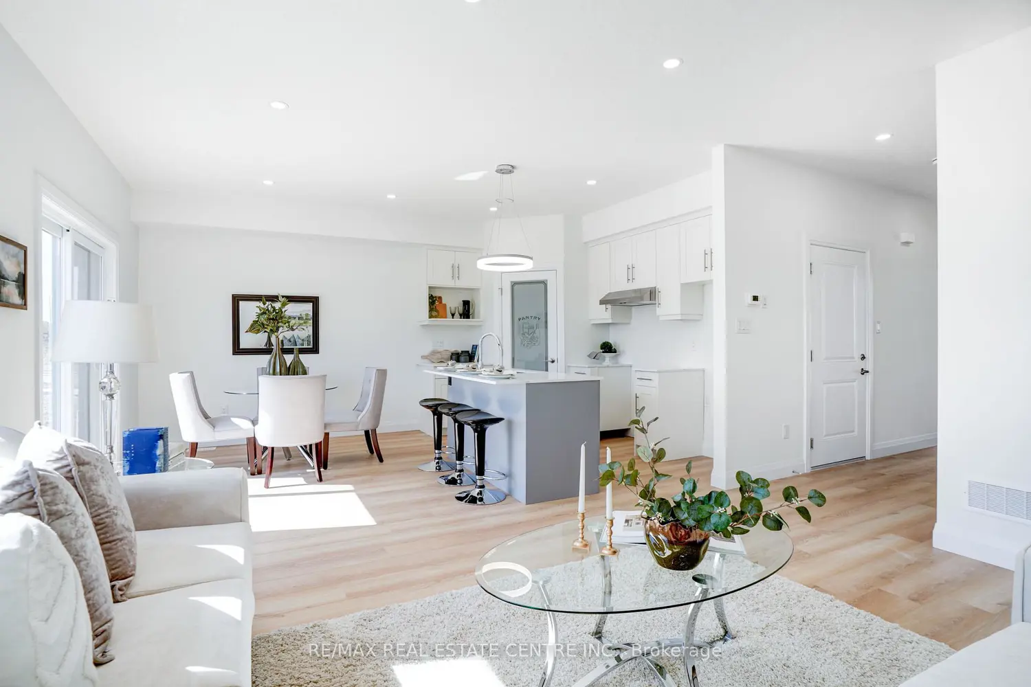 Additional image 8 of 2524 Constance Avenue