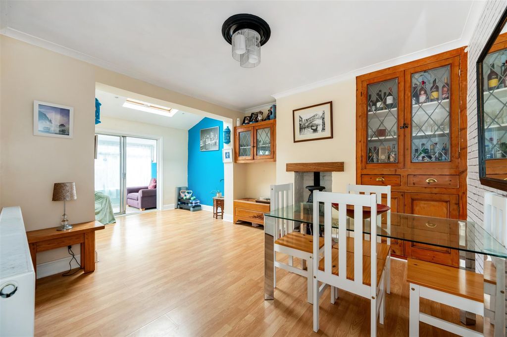 Additional image 2 of 4 bed end terrace house for saleMadeira Road, Portsmouth PO2