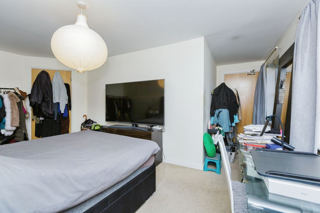 Additional image 14 of 2 bed flat for saleKepwick Road, Hamilton, Leicester, Leicestershire LE5