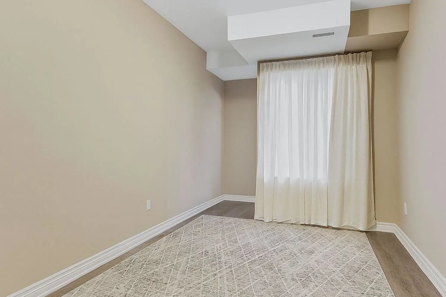 Additional image 8 of 293 Olive Avenue