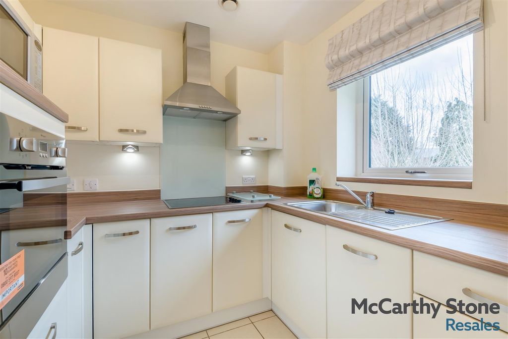 Additional image 4 of 2 bed flat for saleFrancis Court, Barbourne Road, Worcester WR1