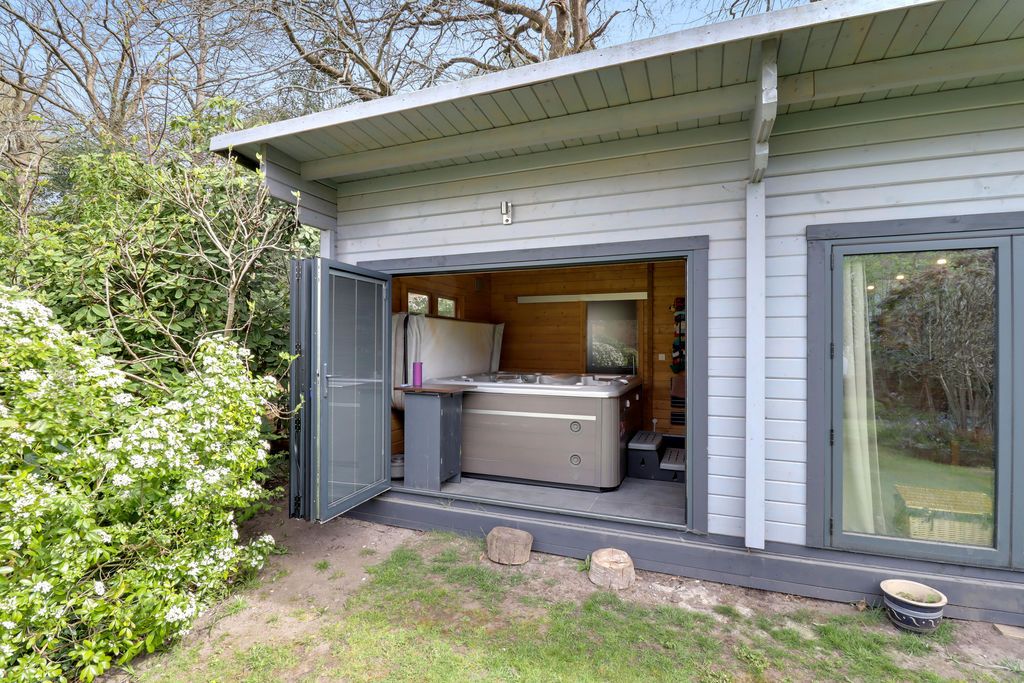 Additional image 26 of 4 bed detached house for salePine Grove, Windlesham GU20