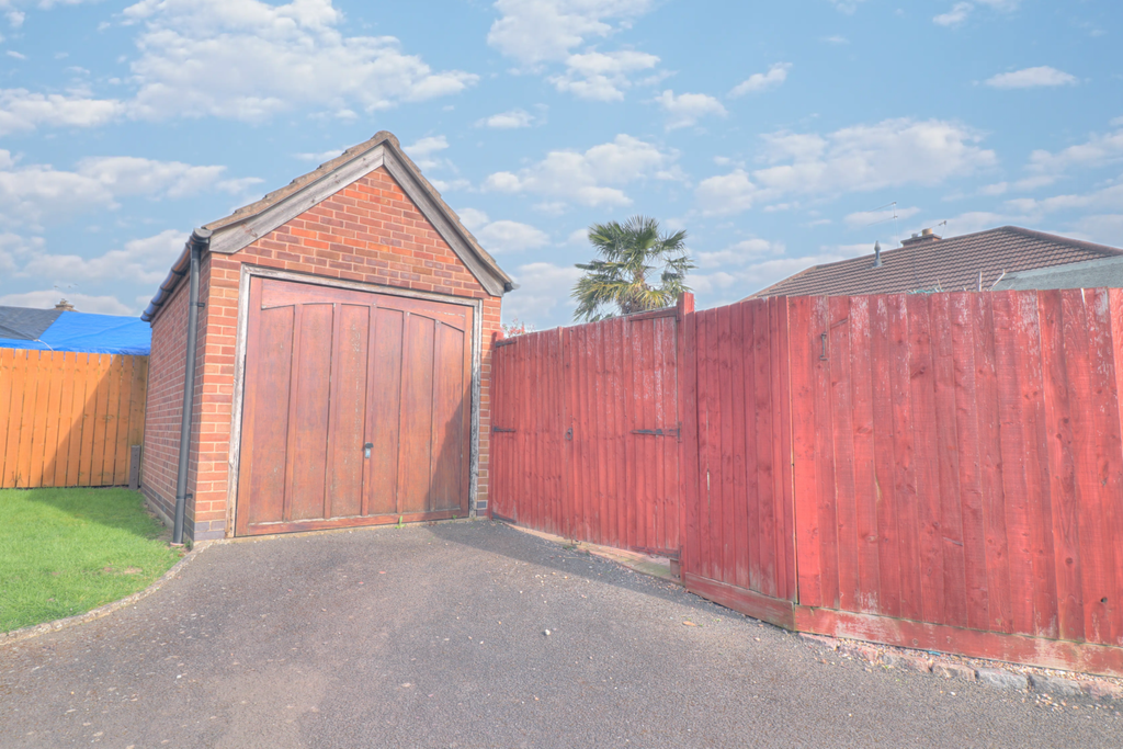 Additional image 17 of 2 bed semi-detached bungalow for saleChalfont Drive, Sileby, Loughborough LE12