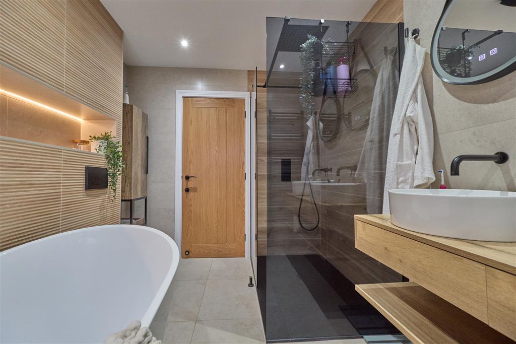 Additional image 16 of 4 bed detached house for saleSaddlers Close, Burbage, Hinckley LE10