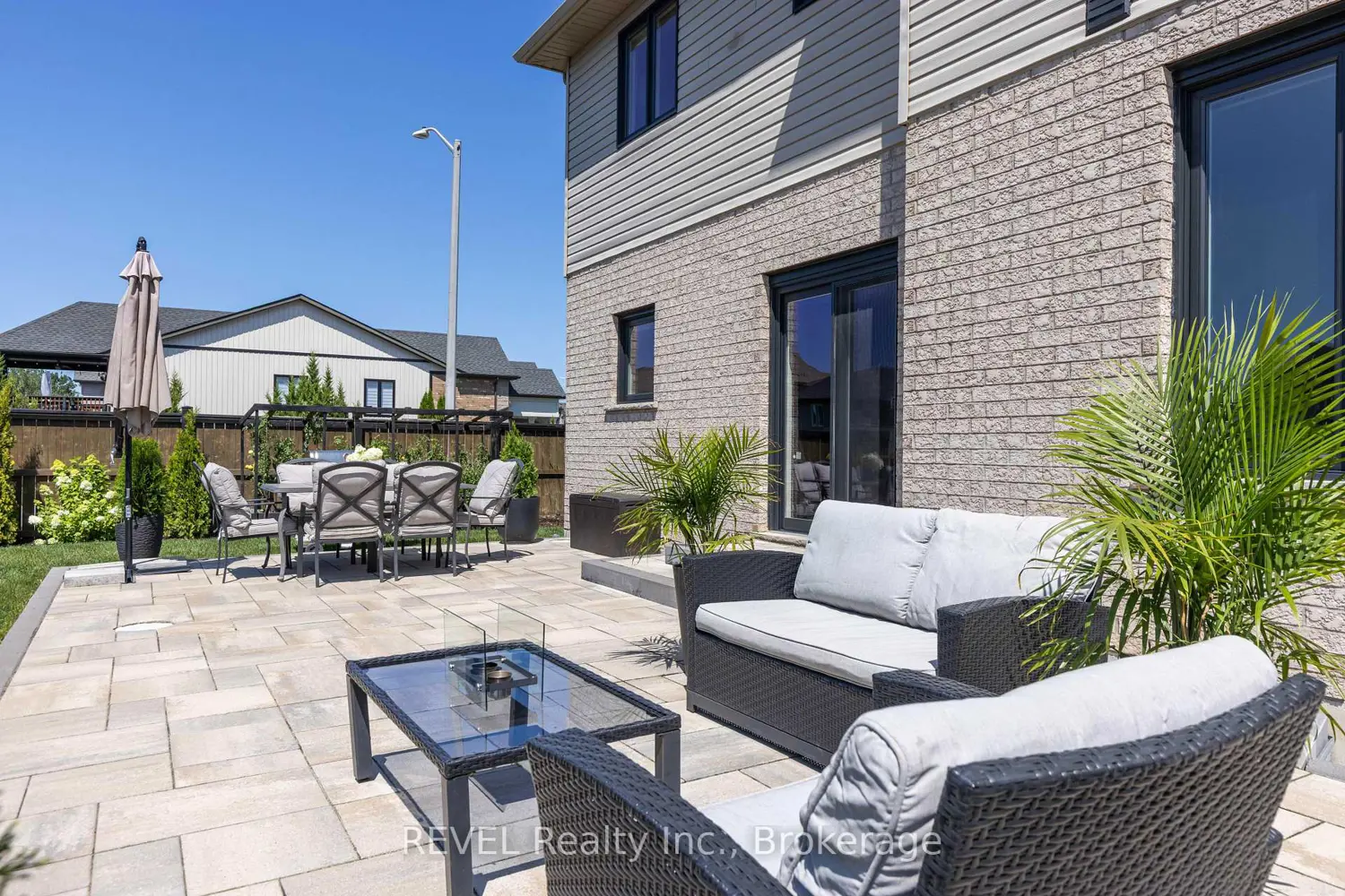 Additional image 9 of 7819 Pender Street