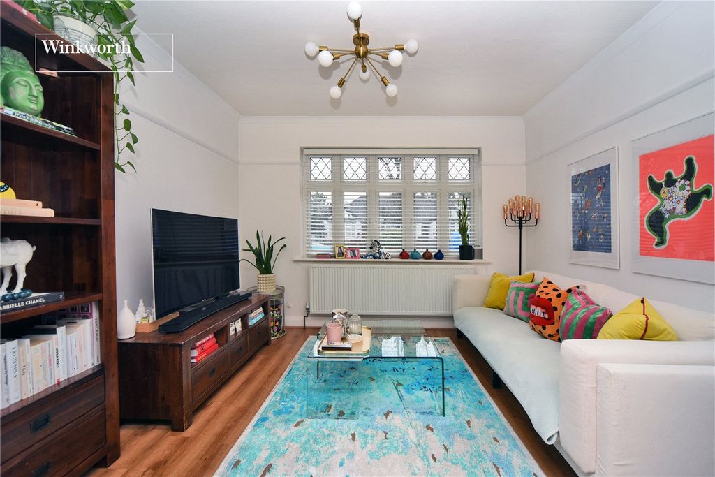 Additional image 15 of 5 bed semi-detached house for saleSt. Clair Drive, Worcester Park KT4