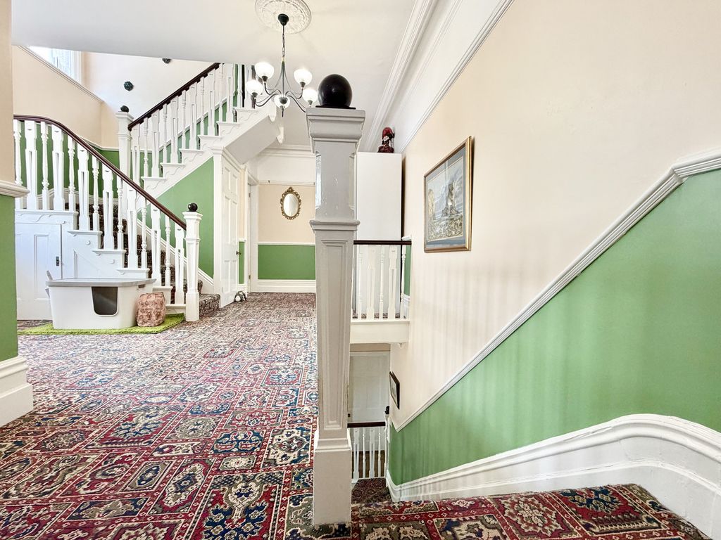 Additional image 12 of 7 bed detached house for salePostern Road, Newport PO30