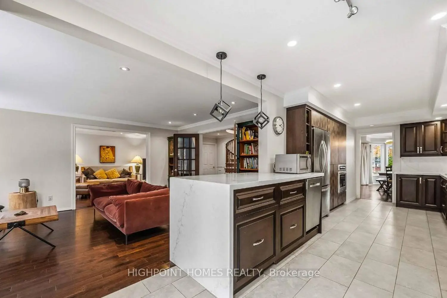 Additional image 7 of 903 Alanbury Crescent