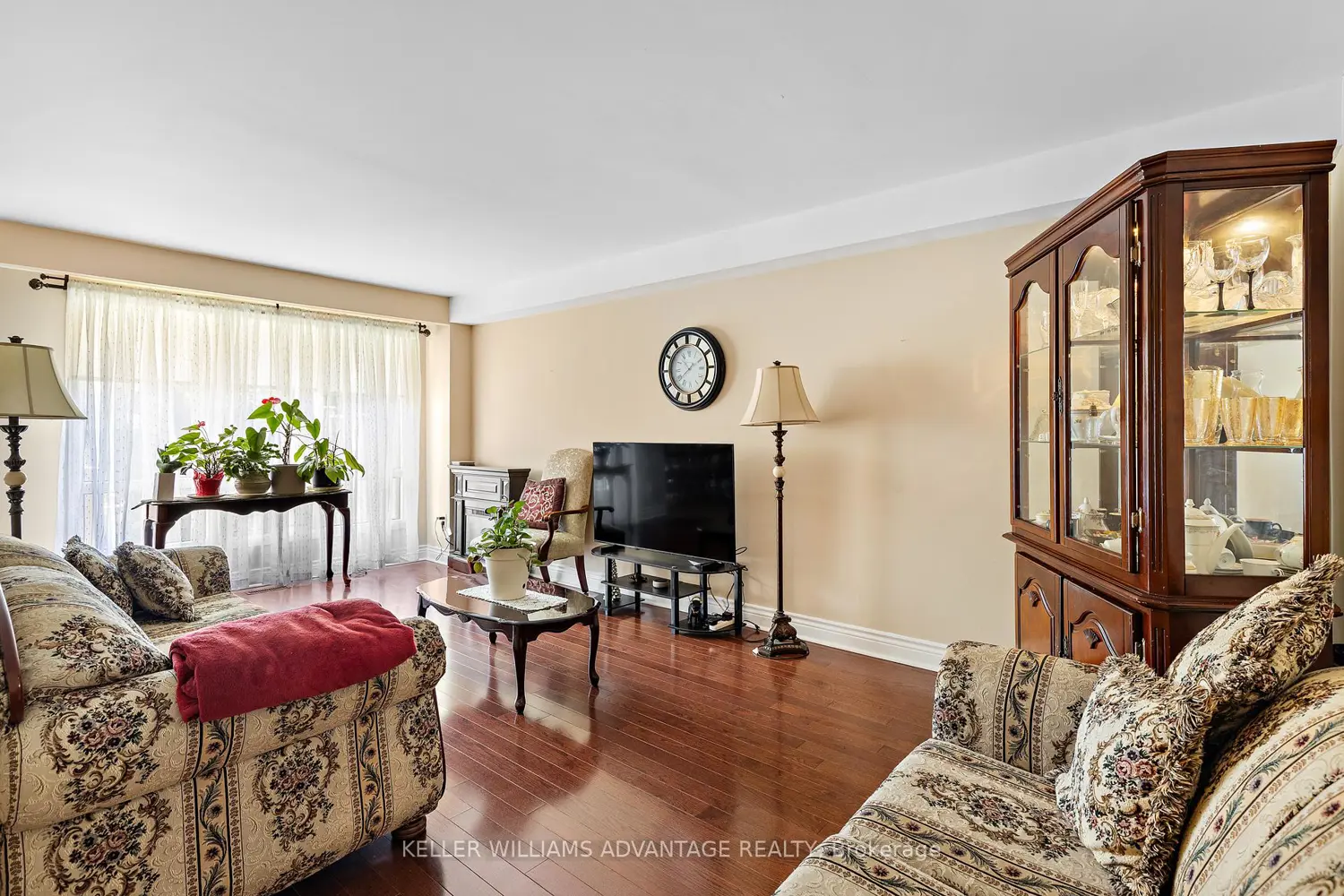 Additional image 7 of 1051 Sandhurst Circle 17