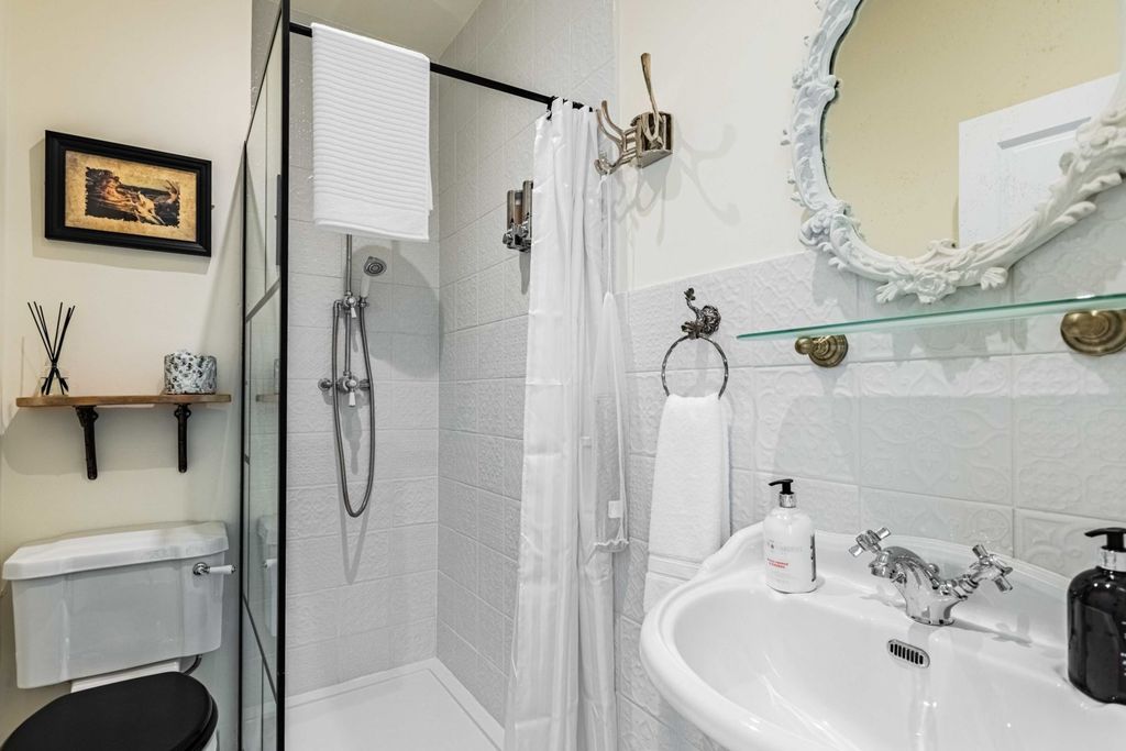 Additional image 8 of 3 bed town house for saleBernard Street, Southampton SO14