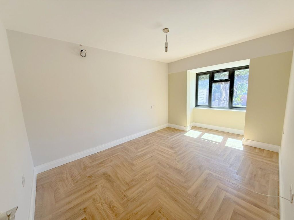 Additional image 10 of 5 bed detached bungalow for saleFeltham Hill Road, Ashford TW15