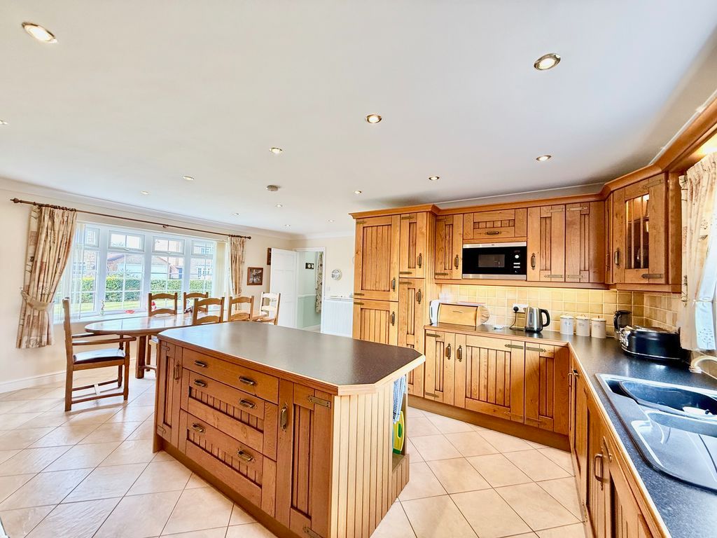 Additional image 7 of 3 bed detached house for saleColster Way, Colsterworth, Grantham NG33