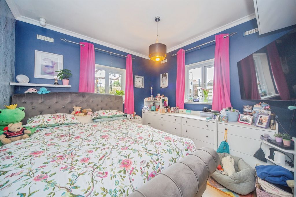 Additional image 14 of 2 bed flat for saleTwyford Avenue, Portsmouth PO2