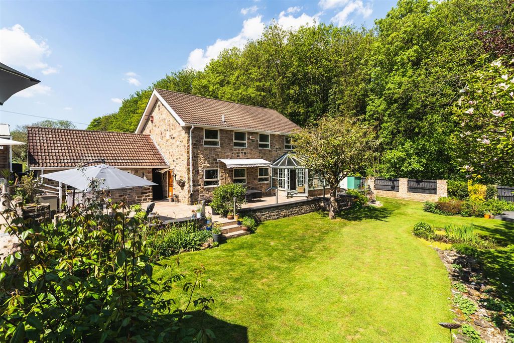 Additional image 4 of 4 bed detached house for saleWorksop Road, Thorpe Salvin, Worksop S80