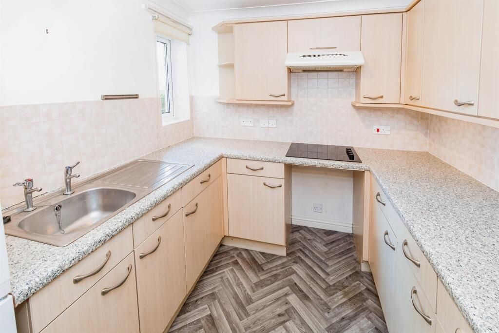 Additional image 11 of 1 bed flat for saleOakley Road, Southampton SO16