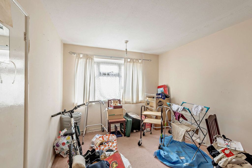 Additional image 9 of 3 bed flat for saleHalstead Road, Portsmouth PO6