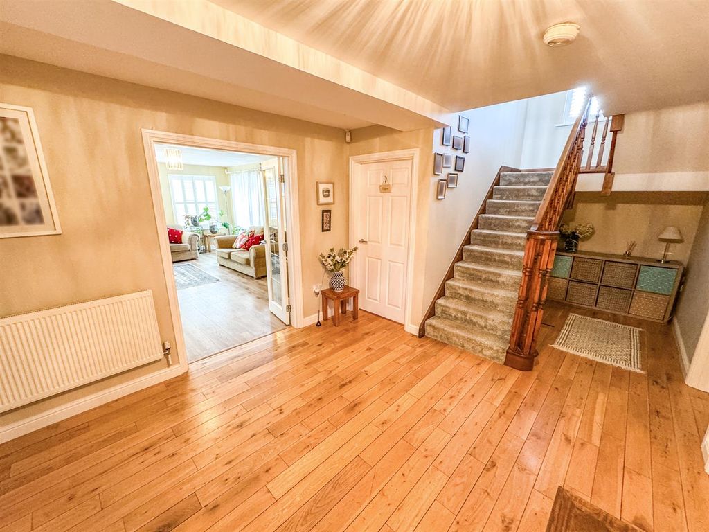 Additional image 11 of 5 bed detached house for saleRockingham Road, Cottingham, Market Harborough LE16