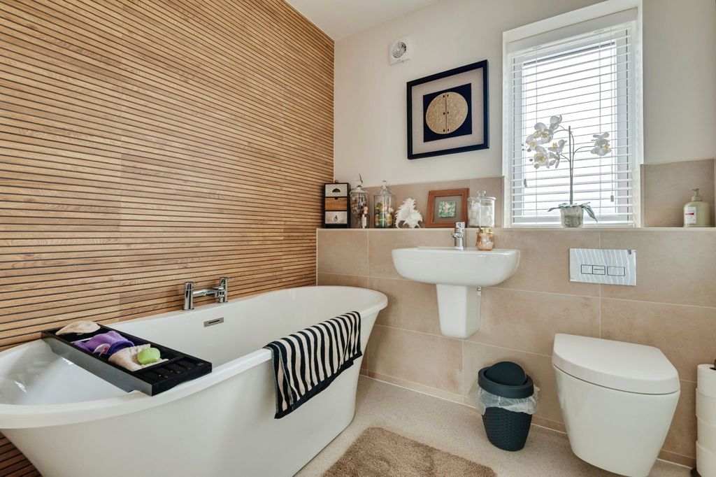 Additional image 36 of 5 bed detached house for saleVictoria Place, Bevan Way, Widnes, Cheshire WA8