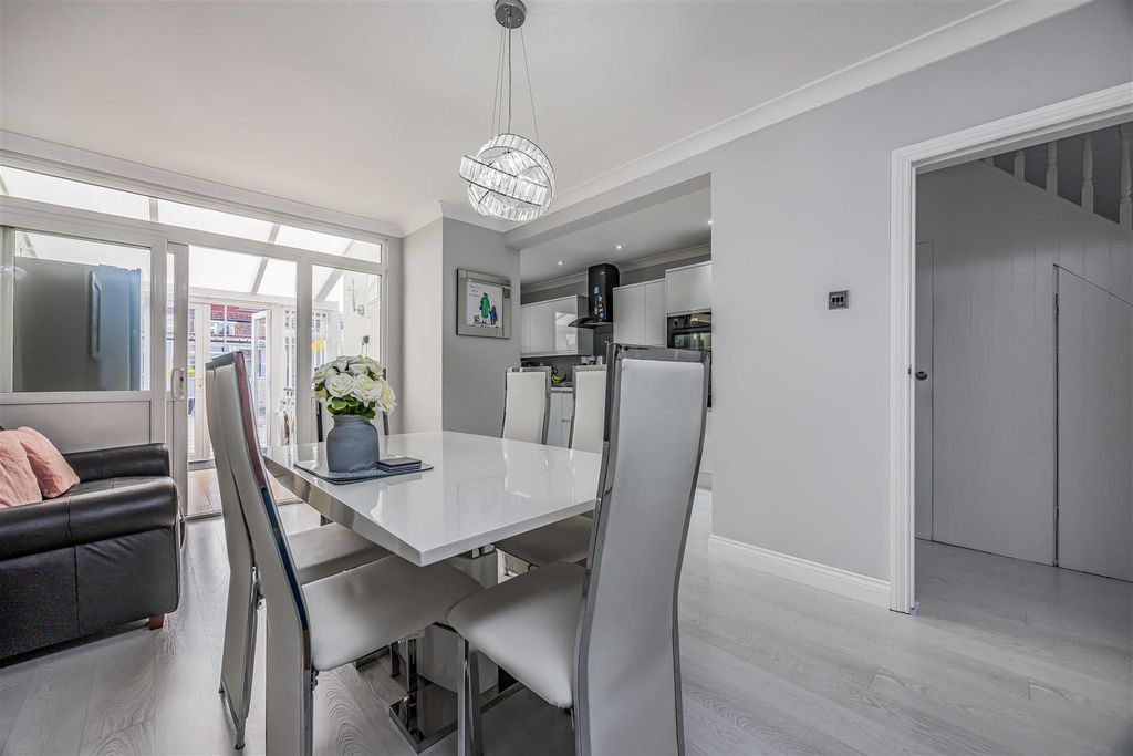 Additional image 8 of 3 bed terraced house for saleMagdalen Road, Portsmouth PO2