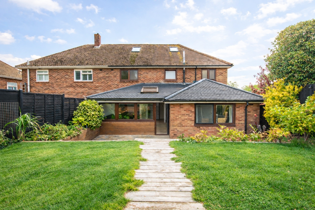 Additional image 2 of 6 bed semi-detached house for saleBarry Road, Southampton SO19
