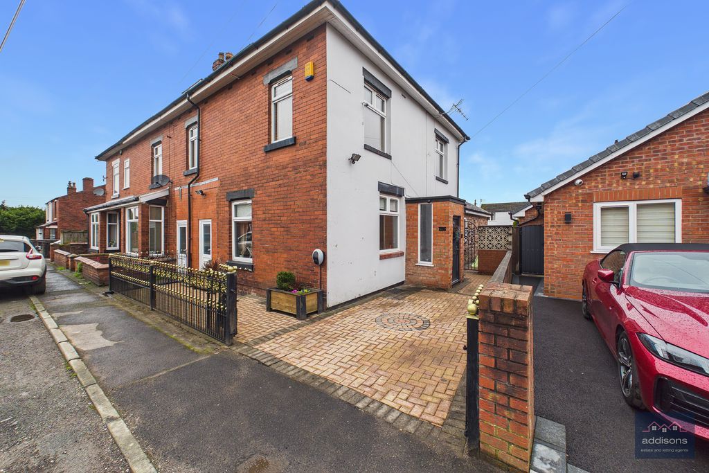 4 bed terraced house for saleMill Road, Orrell, Wigan WN5