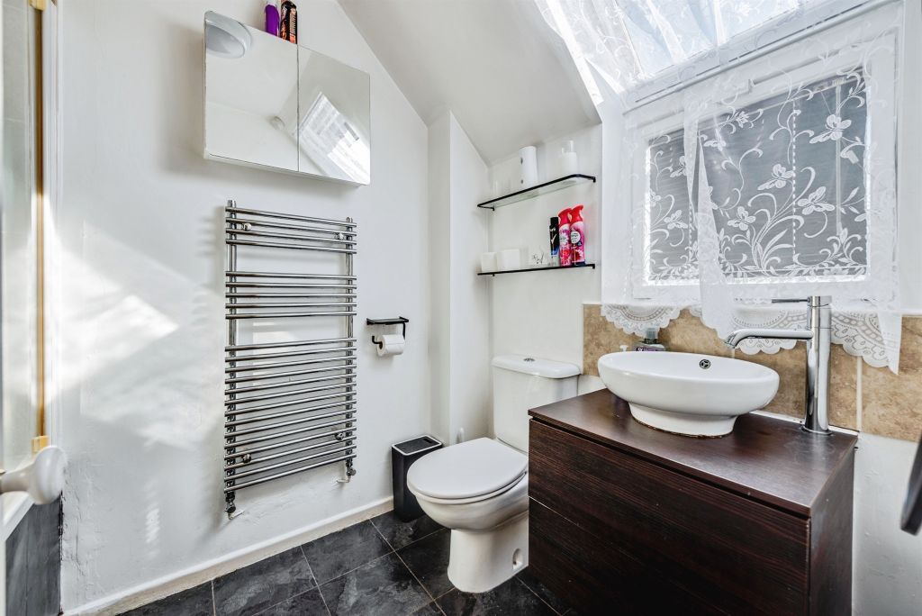 Additional image 12 of 2 bed property for saleCampden Close, Witney OX28