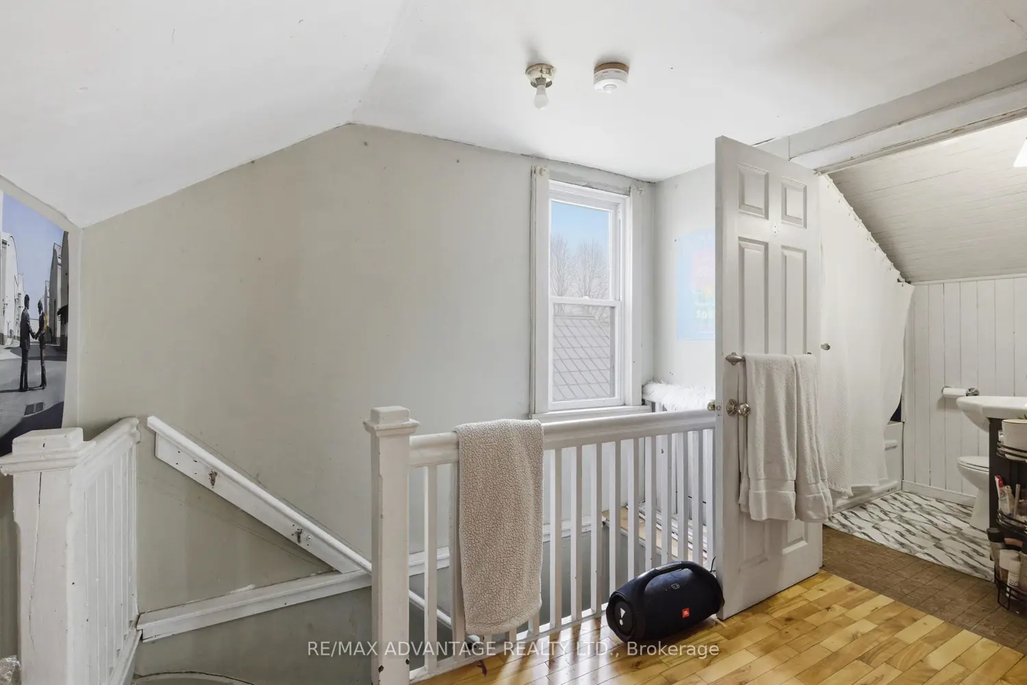Additional image 11 of 1051 Richmond Street