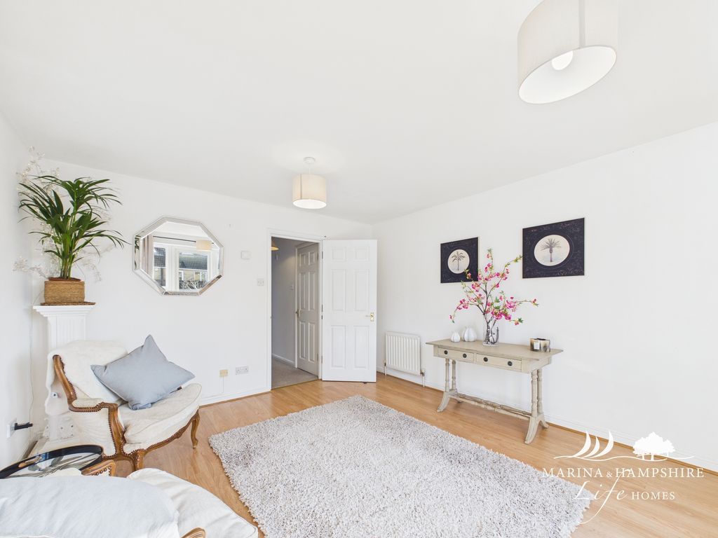 Additional image 13 of 3 bed terraced house for saleTintagel Way, Port Solent PO6